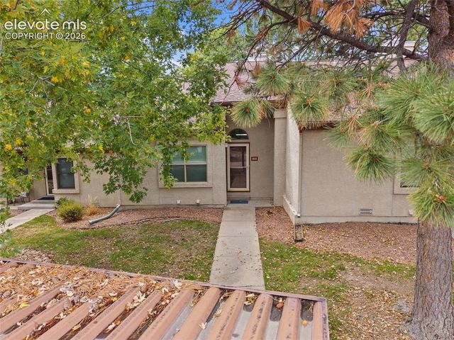 510 Autumn Crest Circle B, Colorado Springs, CO 80919