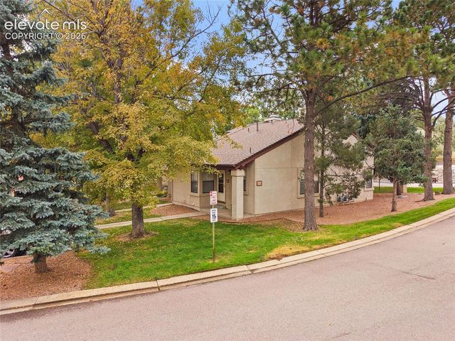510 Autumn Crest Circle B, Colorado Springs, CO 80919