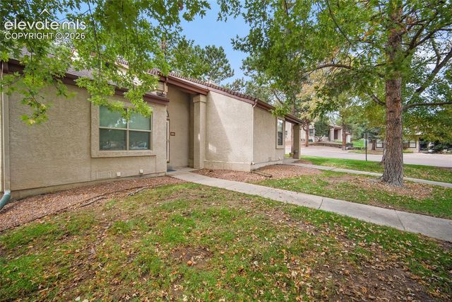510 Autumn Crest Circle B, Colorado Springs, CO 80919
