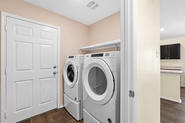 1012 Chambray DR, Troy, TX 76579