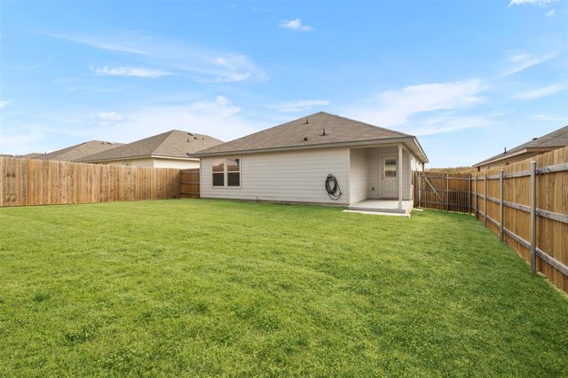 1012 Chambray DR, Troy, TX 76579