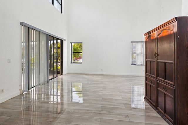 3471 NW 112th Avenue, Coral Springs, FL 33065