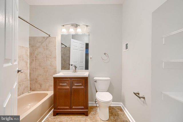 906 S HANOVER ST, Baltimore, MD 21230