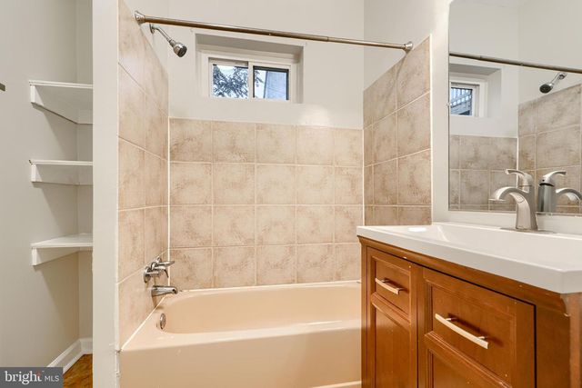 906 S HANOVER ST, Baltimore, MD 21230