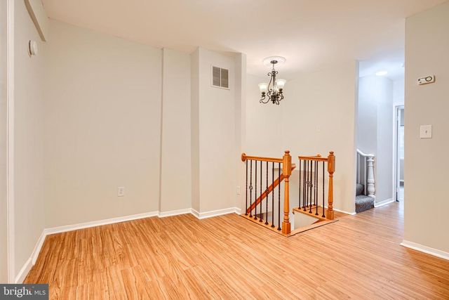 906 S HANOVER ST, Baltimore, MD 21230