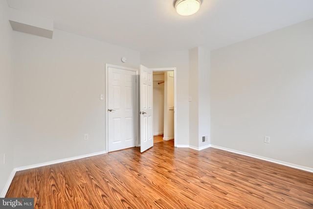 906 S HANOVER ST, Baltimore, MD 21230