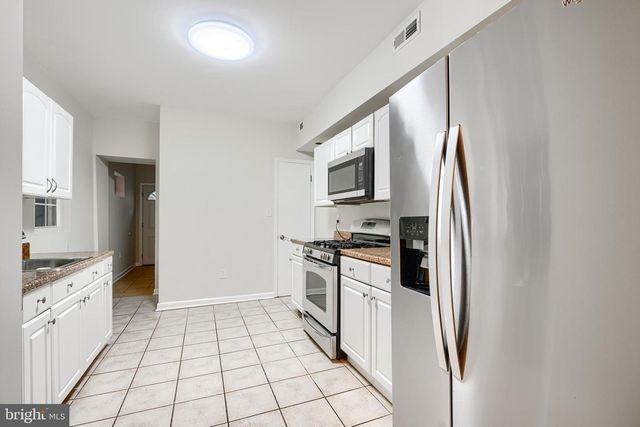 906 S HANOVER ST, Baltimore, MD 21230