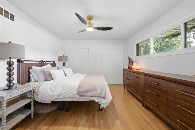 3907 SW Scherer Road, Lee's Summit, MO 64082