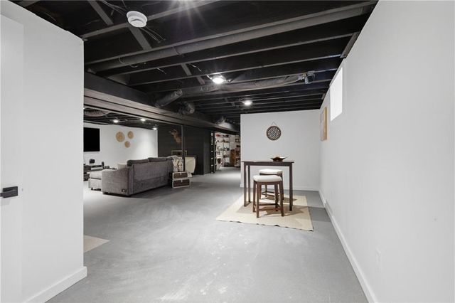 3907 SW Scherer Road, Lee's Summit, MO 64082