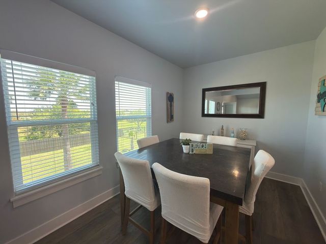 2106 S Young St, Rockport, TX 78382
