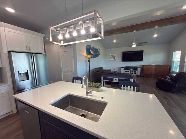 2106 S Young St, Rockport, TX 78382