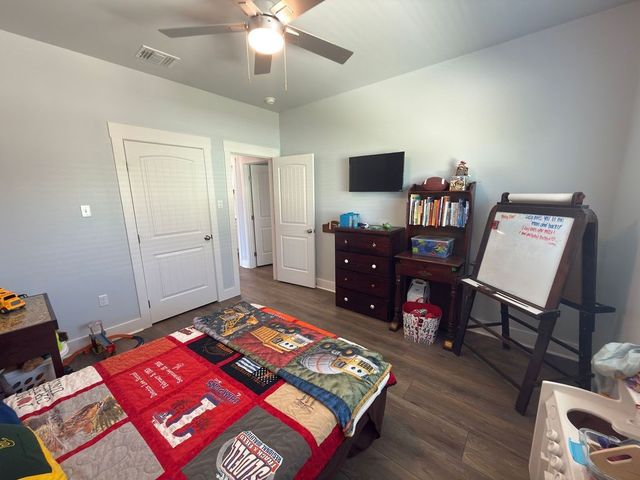2106 S Young St, Rockport, TX 78382