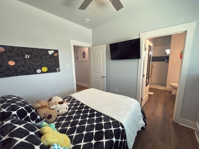 2106 S Young St, Rockport, TX 78382