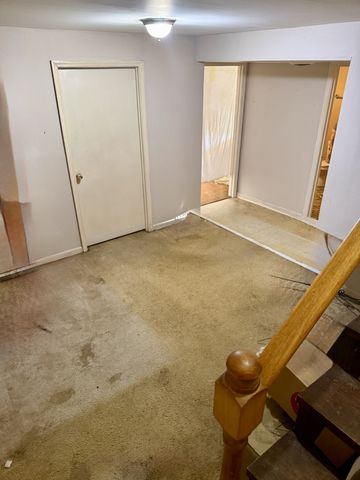 555 Eastside Dr, White Bluff, TN 37187