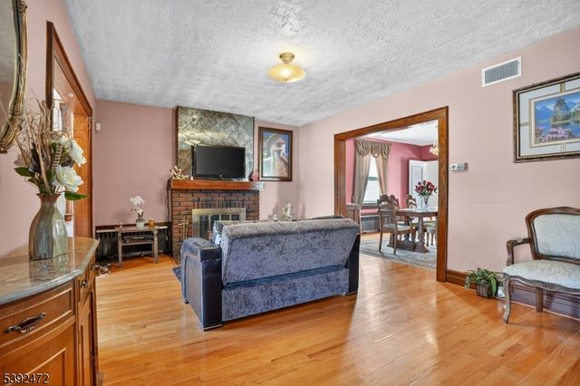 1010 Falls Ter, Union Twp., NJ 07083