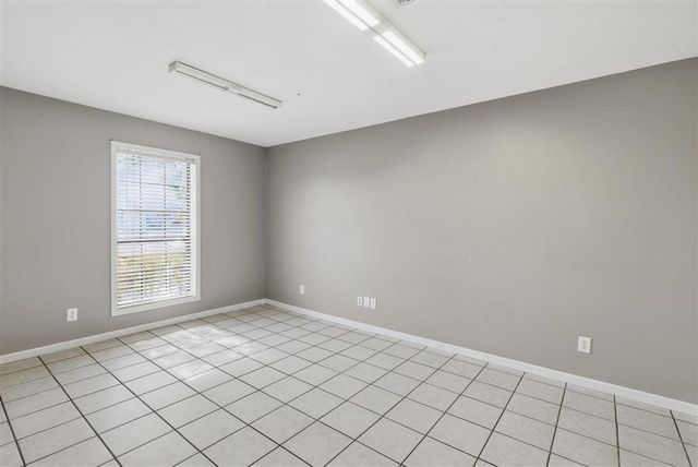 320 Cypress St, Sulphur, LA 70663