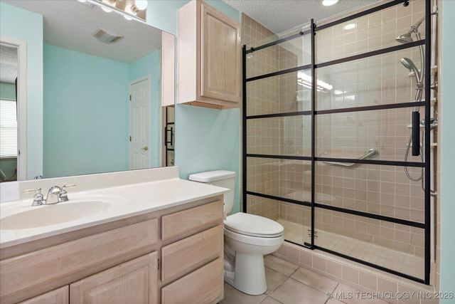 8323 E 81st Place, Tulsa, OK 74133