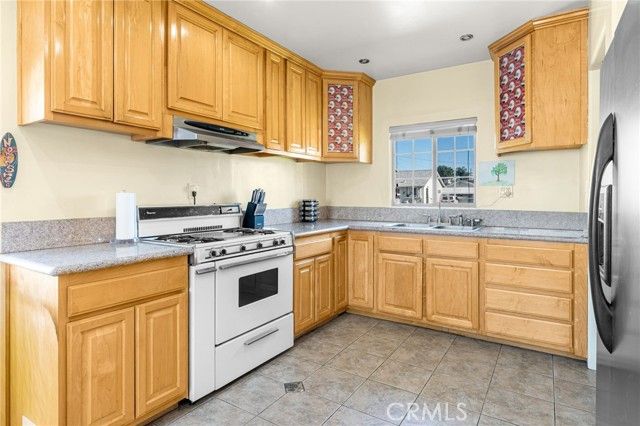 4015 N Shadydale, Covina, CA 91722