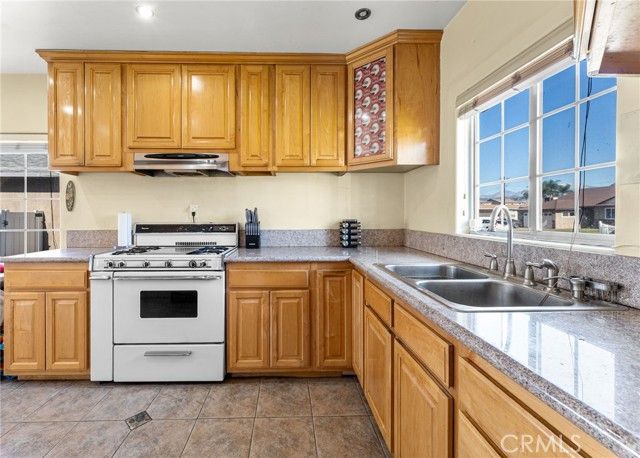 4015 N Shadydale, Covina, CA 91722