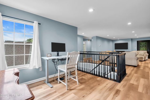 14 Evergreen Court, Freehold, NJ 07728