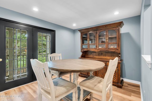 14 Evergreen Court, Freehold, NJ 07728