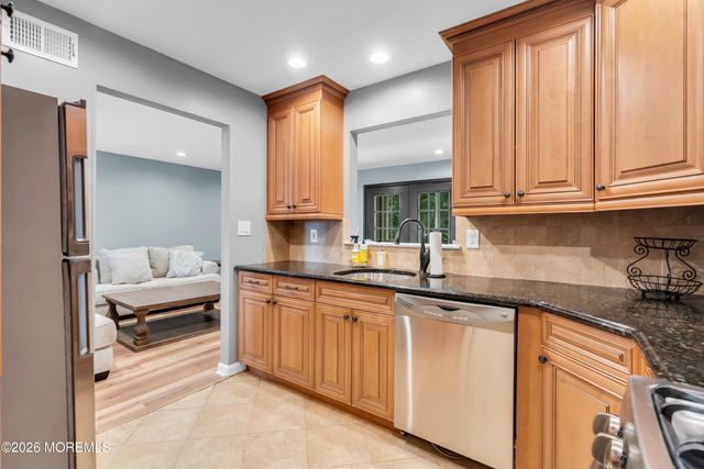 14 Evergreen Court, Freehold, NJ 07728