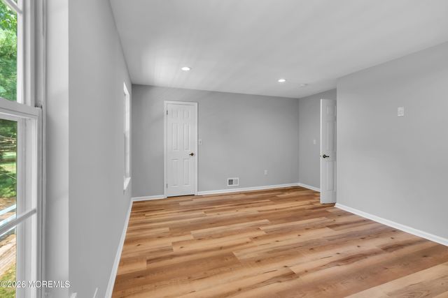 14 Evergreen Court, Freehold, NJ 07728