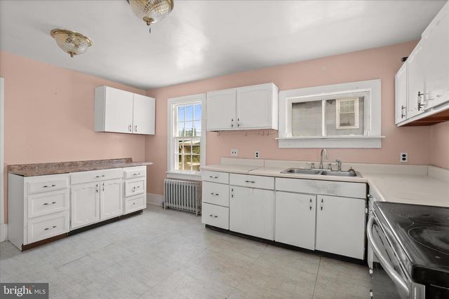 3940 SYKESVILLE RD, Finksburg, MD 21048