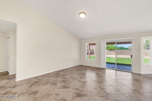 5910 W COMMONWEALTH Avenue, Chandler, AZ 85226