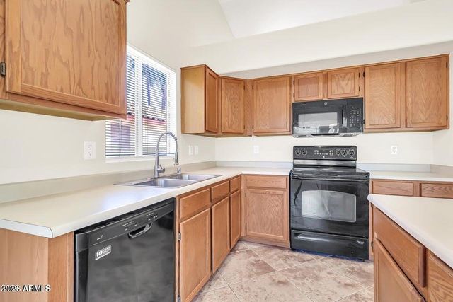 5910 W COMMONWEALTH Avenue, Chandler, AZ 85226