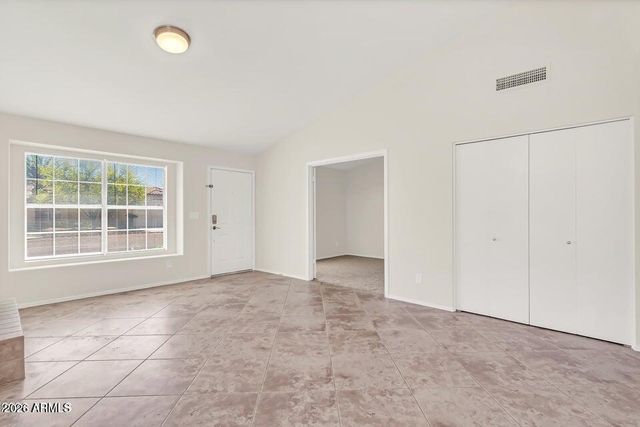5910 W COMMONWEALTH Avenue, Chandler, AZ 85226