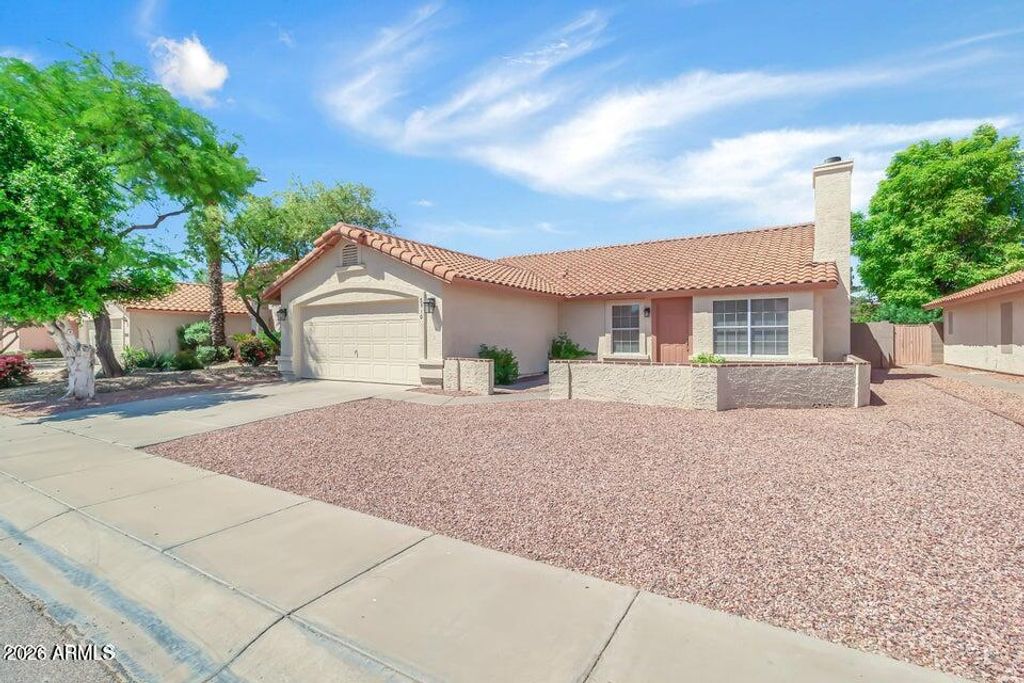 5910 W COMMONWEALTH Avenue, Chandler, AZ 85226