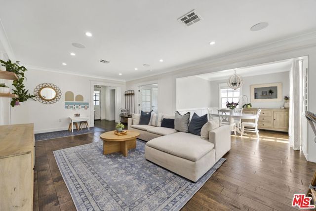 4621 Allott Avenue, Sherman Oaks, CA 91423