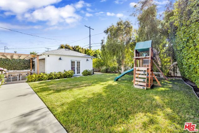 4621 Allott Avenue, Sherman Oaks, CA 91423