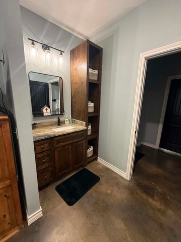 1640 Blair Drive, Cleburne, TX 76031