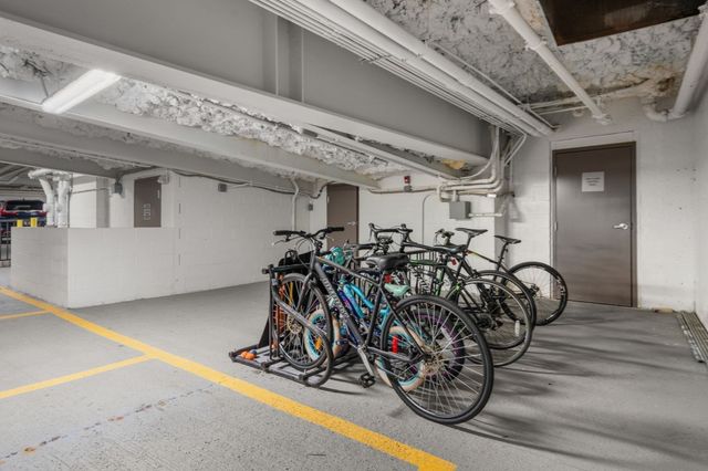 69 Walnut Street 7, Brookline, MA 02445