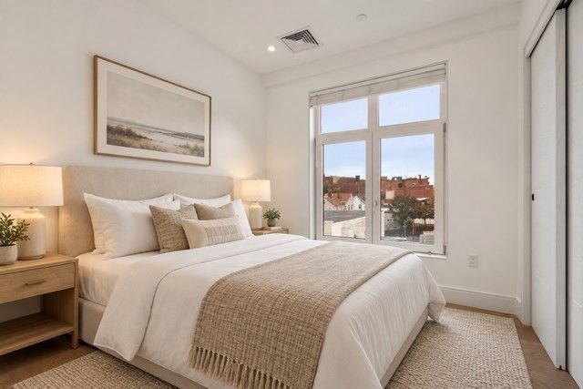 69 Walnut Street 7, Brookline, MA 02445