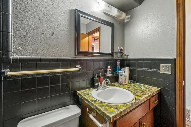 705 S Howard Avenue, Oklahoma City, OK 73160