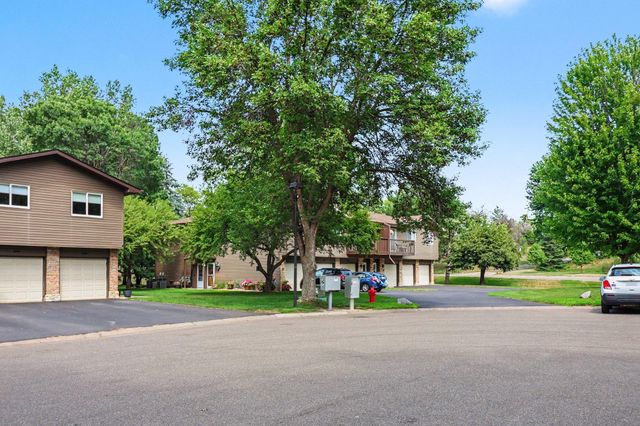 2227 Pinehurst Street, Stillwater, MN 55082
