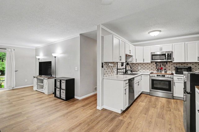 2227 Pinehurst Street, Stillwater, MN 55082