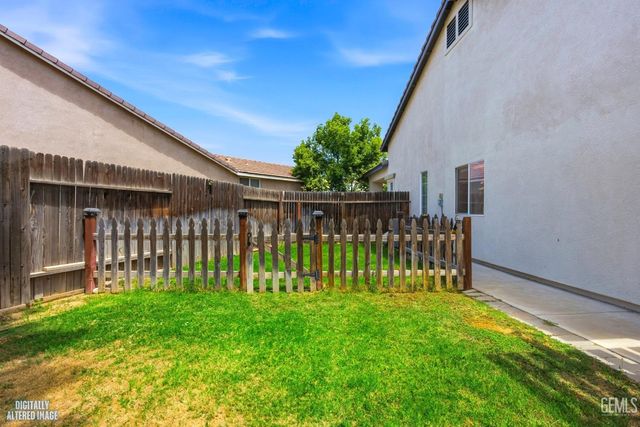 7202 Boulder Falls Court, Bakersfield, CA 93312