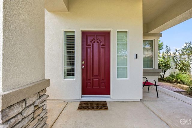 7202 Boulder Falls Court, Bakersfield, CA 93312