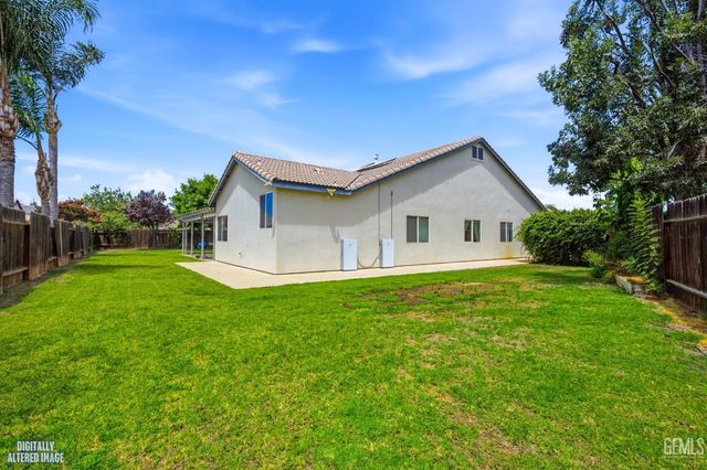 7202 Boulder Falls Court, Bakersfield, CA 93312