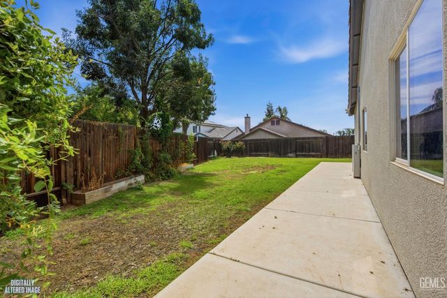 7202 Boulder Falls Court, Bakersfield, CA 93312