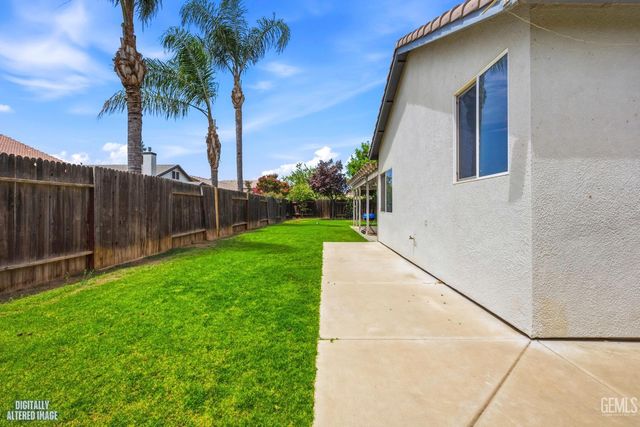 7202 Boulder Falls Court, Bakersfield, CA 93312