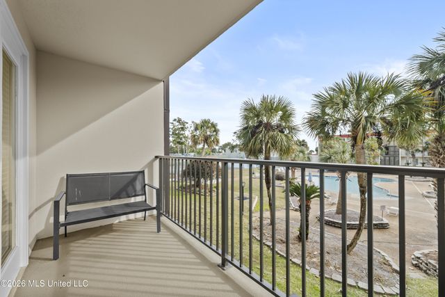 2046 Beach Boulevard, D206, Biloxi, MS 39531