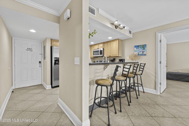 2046 Beach Boulevard, D206, Biloxi, MS 39531