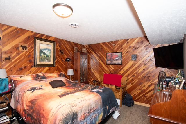 109 Ivy Lane, Clinton, TN 37716