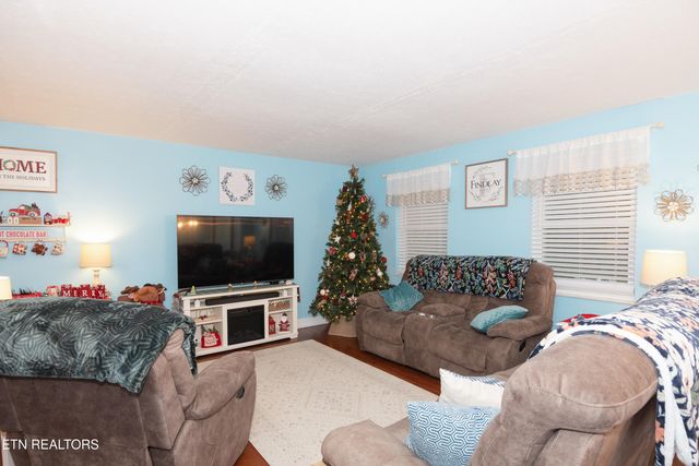 109 Ivy Lane, Clinton, TN 37716