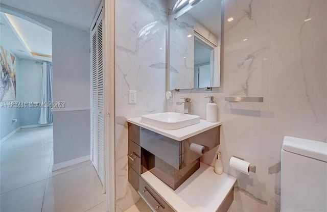 801 E 16th Place, Hialeah, FL 33010